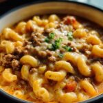 One Pot Macaroni Cheeseburger